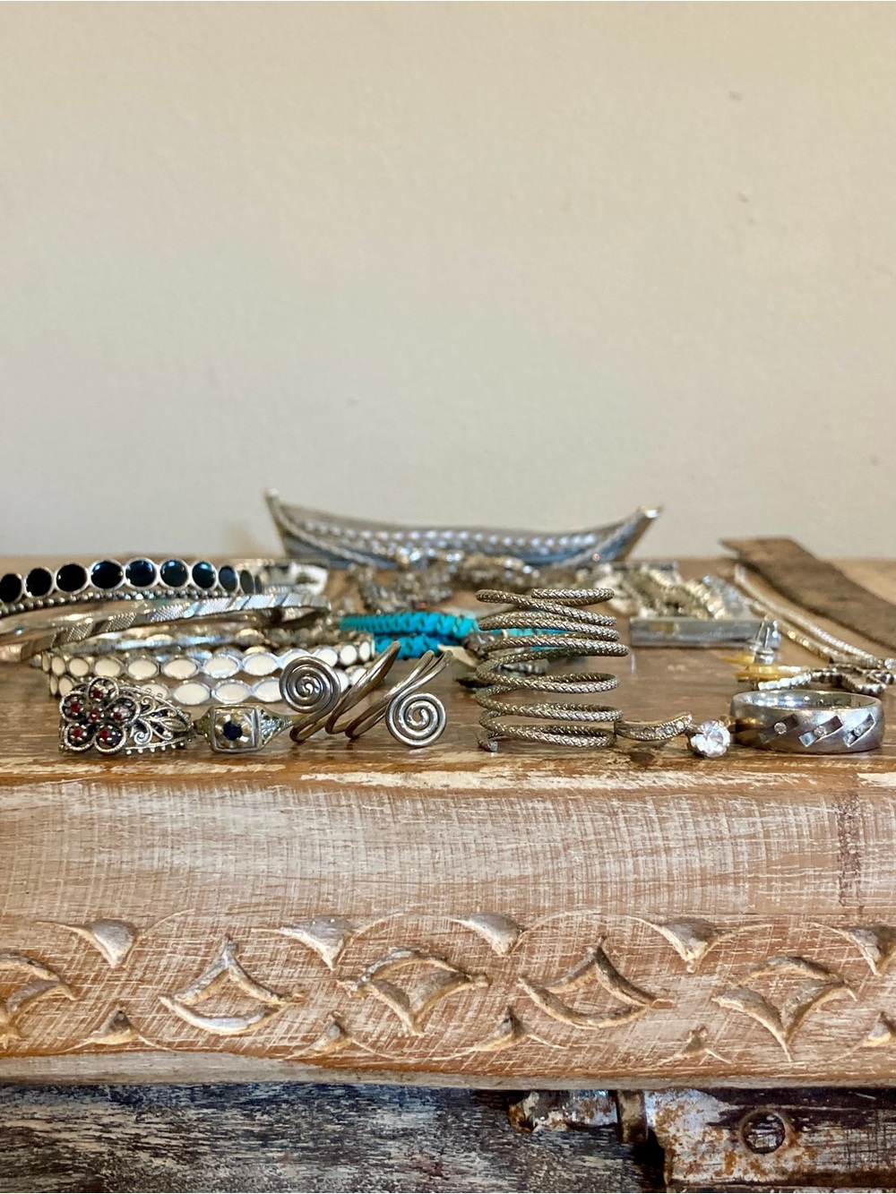Broken Junk Jewelry Lot for Crafting - Picture 9 of 16